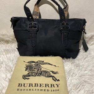 BURBERRY Nylon Handbag (Black)